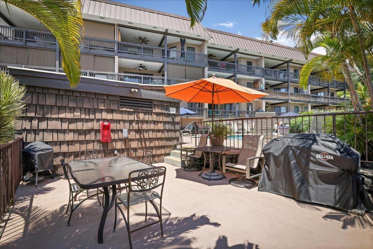 Вилла Kona Westwind 1 New! Quiet Ocean-View 1St Floor | Patio | Pool Каилуа-Кона Экстерьер фото