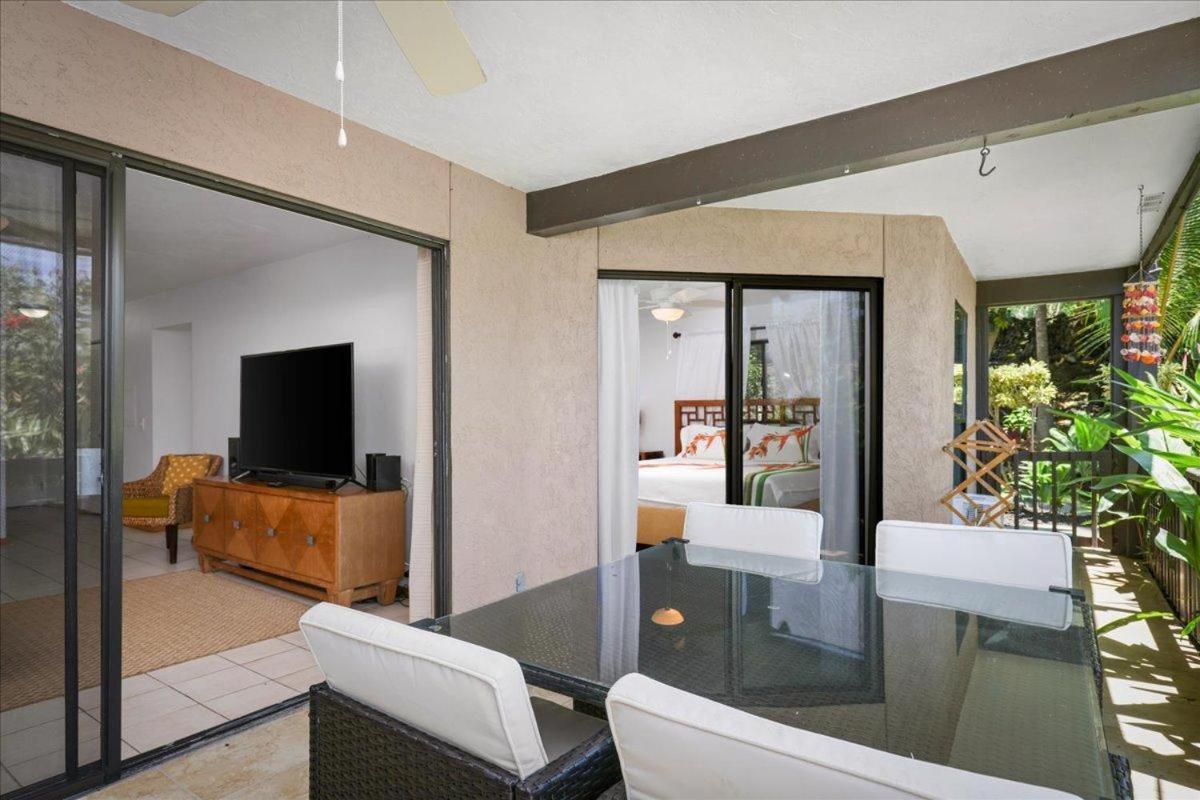 Вилла Kona Westwind 1 New! Quiet Ocean-View 1St Floor | Patio | Pool Каилуа-Кона Экстерьер фото